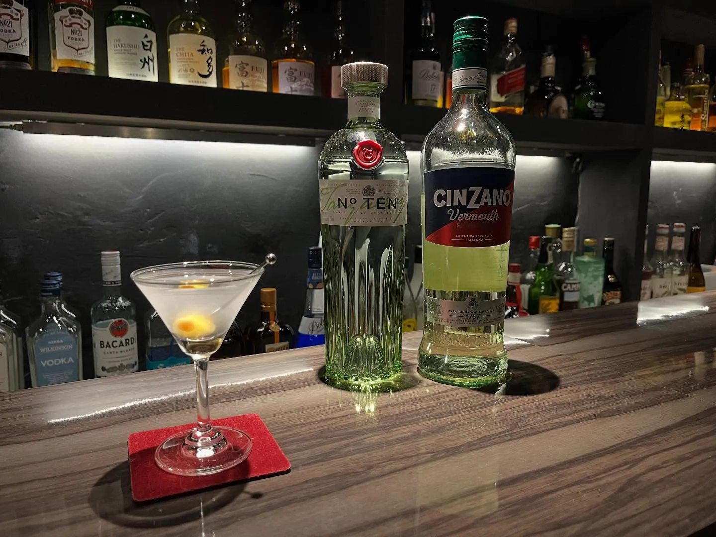 「ドライ・マティーニ」