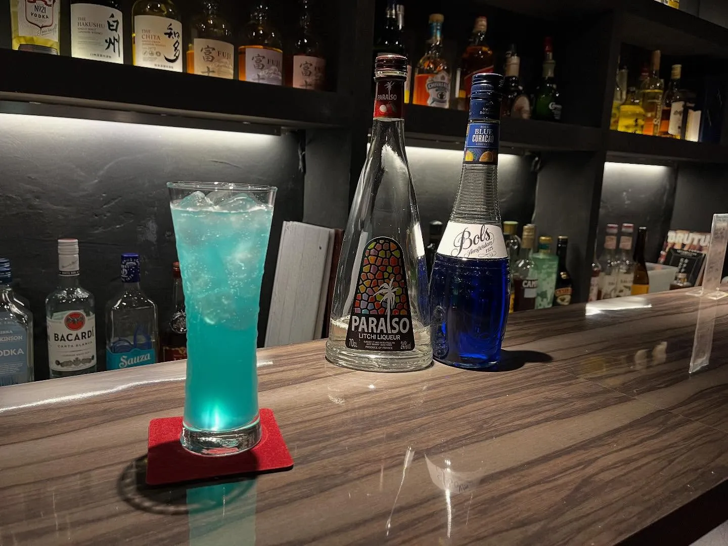 「チャイナ・ブルー」