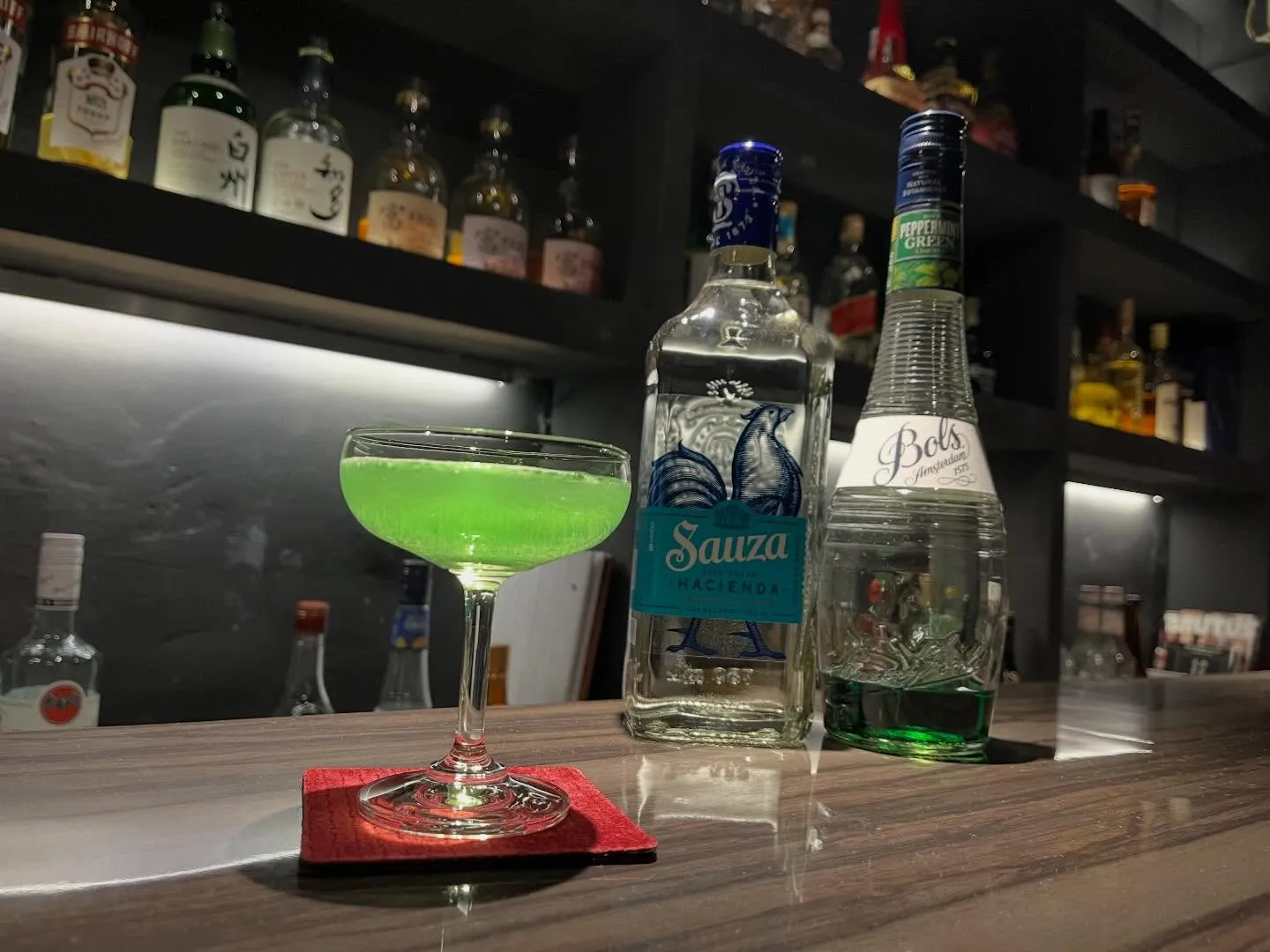 「モッキンバード」