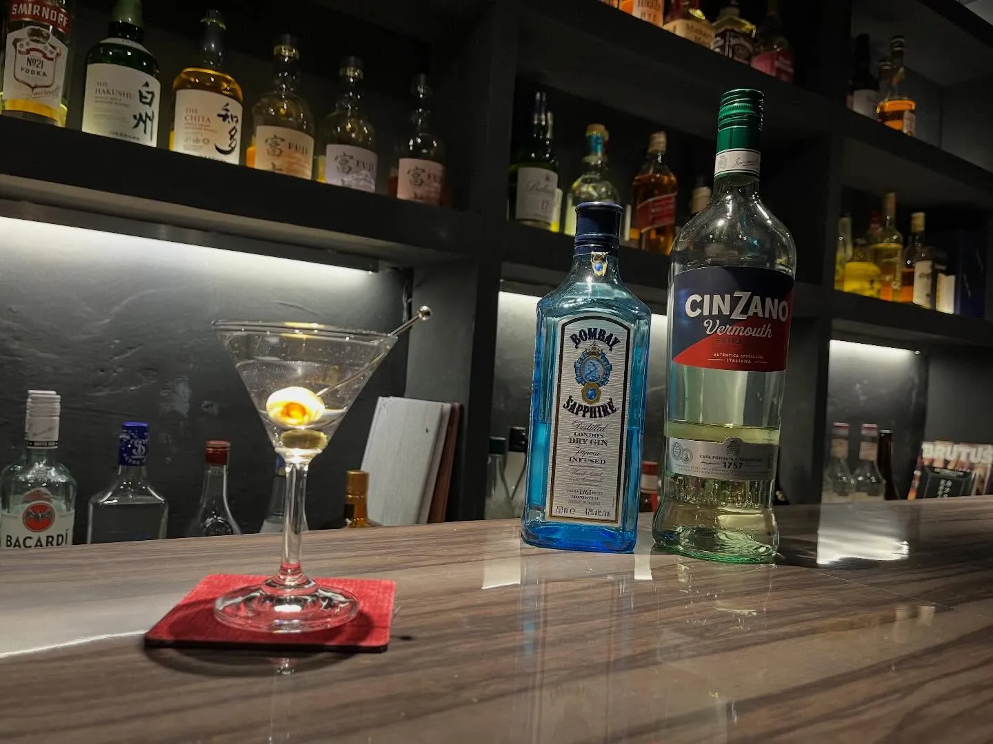 「ドライ・マティーニ」