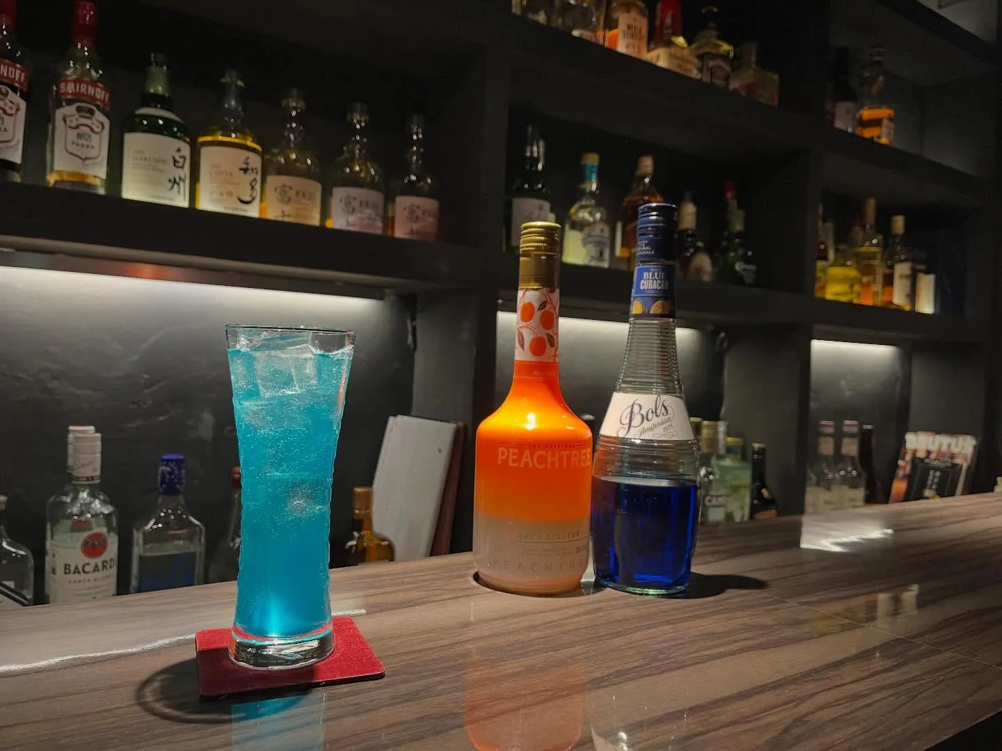 「プーケット・スリング」