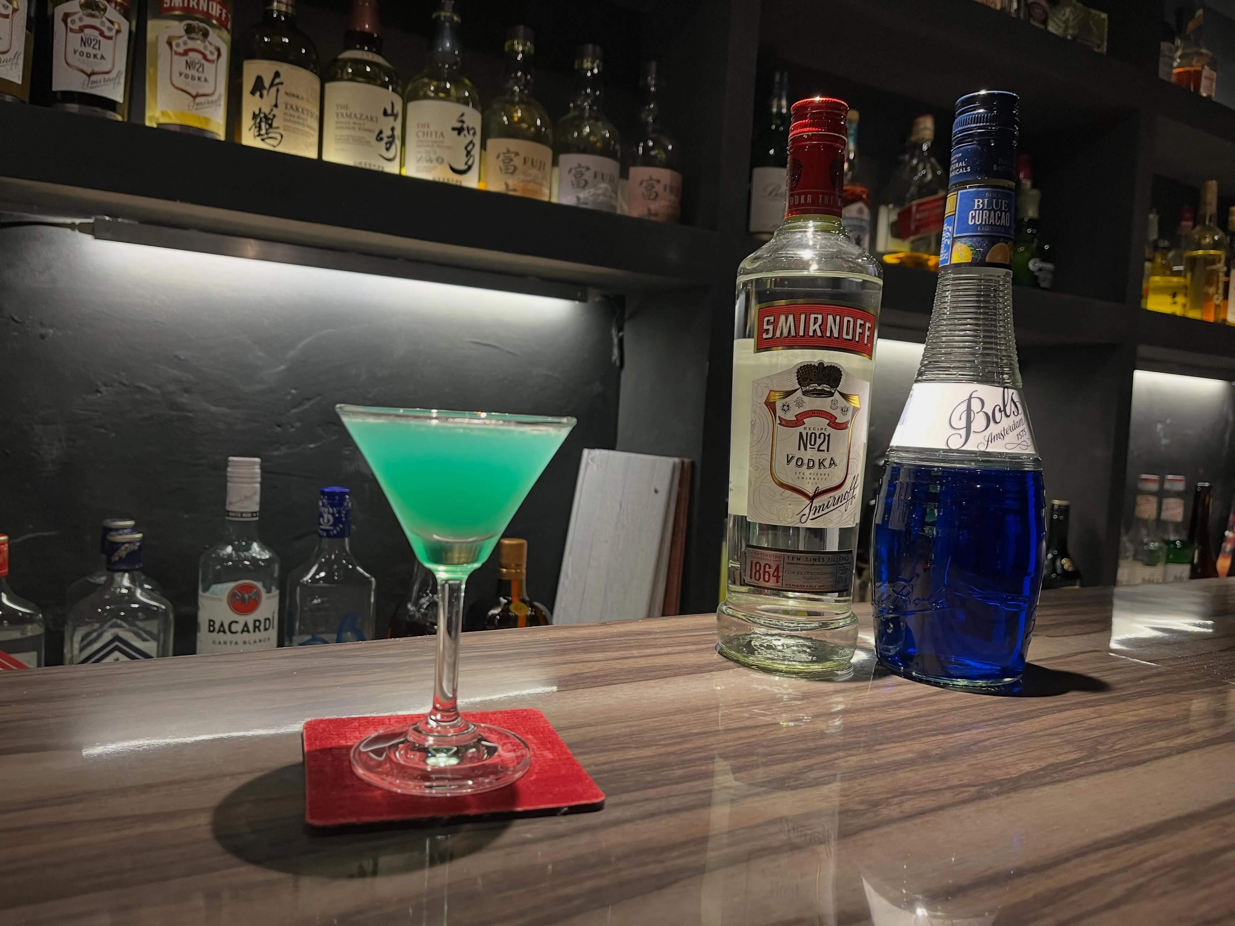「ブルー・ラグーン」